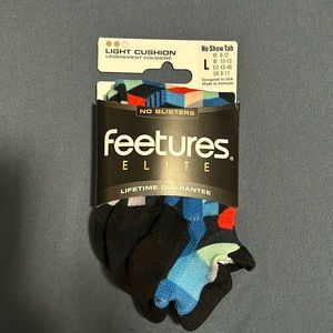 Feetures Elite Light Cushion No Show Tab socks.  Size- large